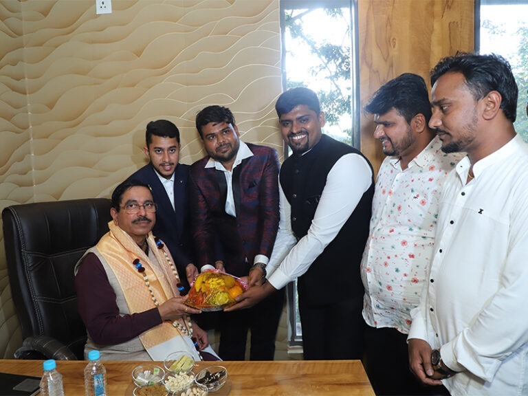 Facilitating Prahalad Joshi